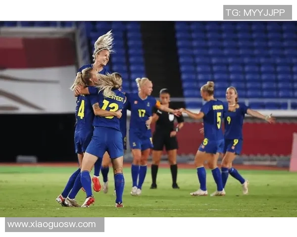 意大利女足迎战19岁新星球队展现青春风采与实力对决