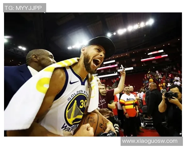 库里三分大赛决赛狂轰20球创历史佳绩引发全场欢呼